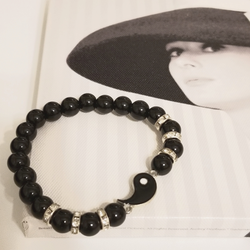 Beaded Black Ying Yang Bracelet New
